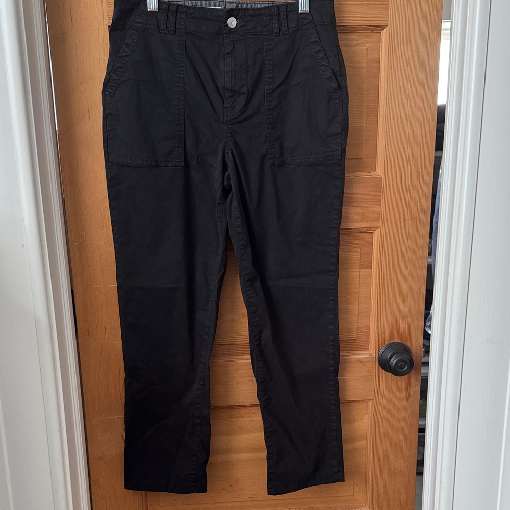 Pilcro Black Straight-Leg Pants with Patch Pockets